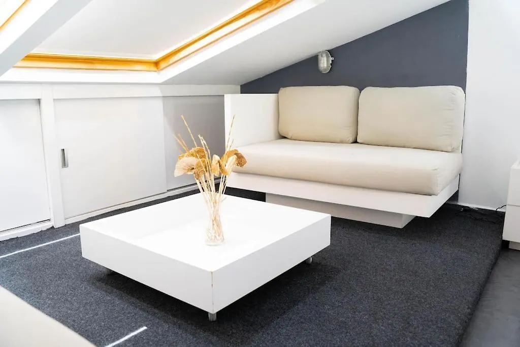 Cxzvsaewrntral Duplex House In Beyoglu Apartment Istanbul