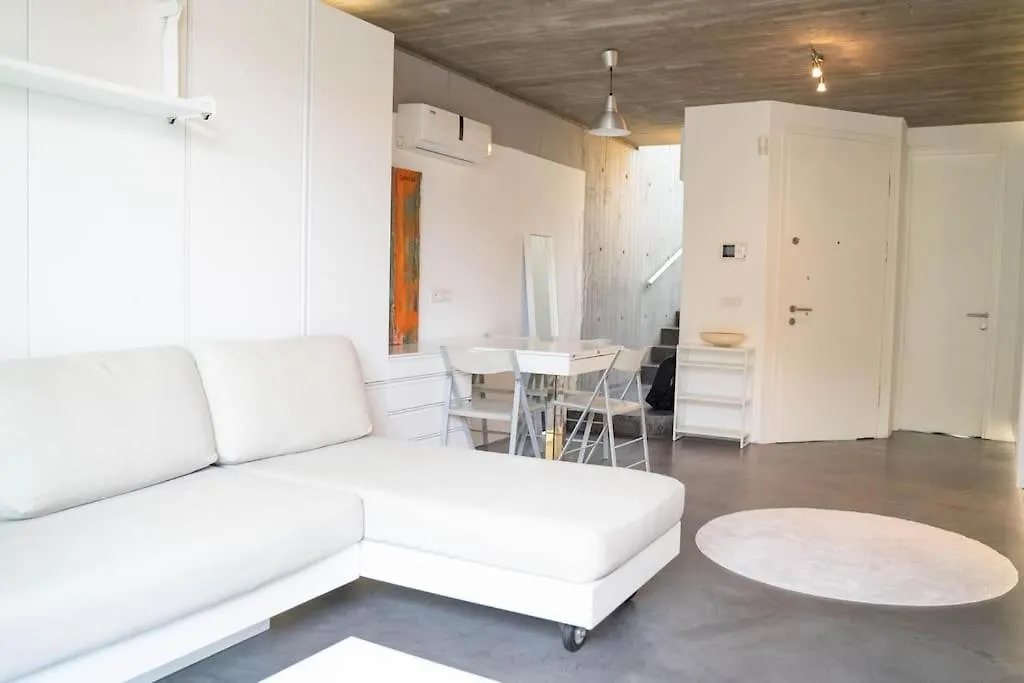 Cxzvsaewrntral Duplex House In Beyoglu location